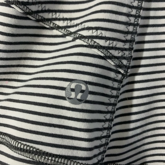 LuLulemon Define Jacket - Picture 4 of 5